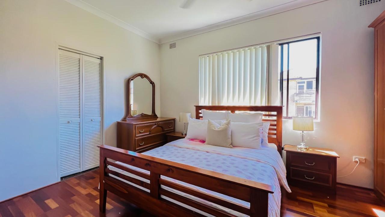 Carlton 3 Beds Unit - Free Parking Apartment Sydney Ngoại thất bức ảnh