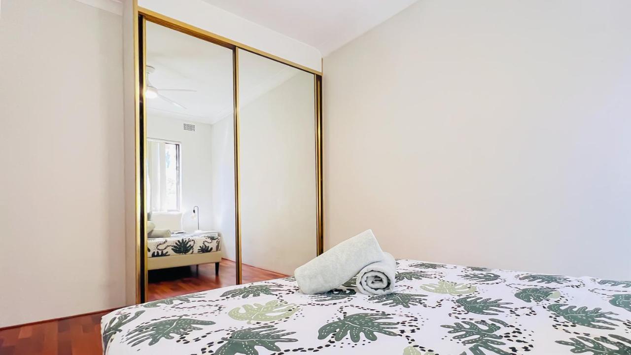 Carlton 3 Beds Unit - Free Parking Apartment Sydney Ngoại thất bức ảnh