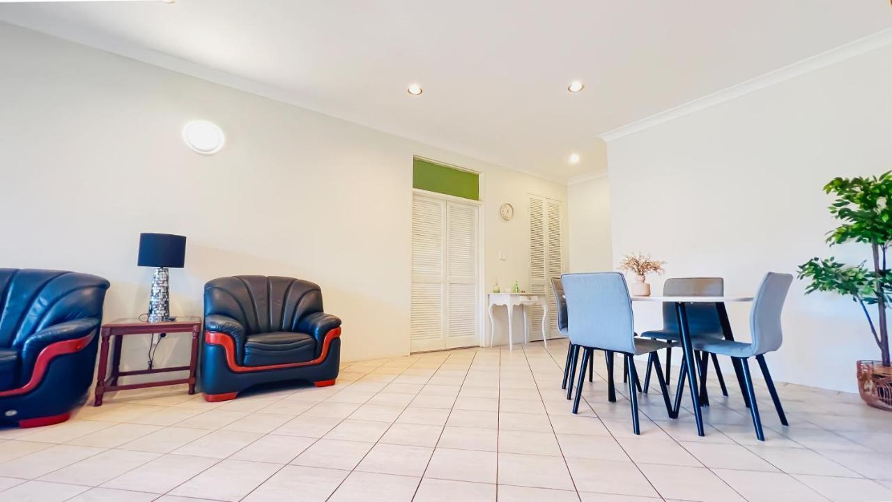 Carlton 3 Beds Unit - Free Parking Apartment Sydney Ngoại thất bức ảnh