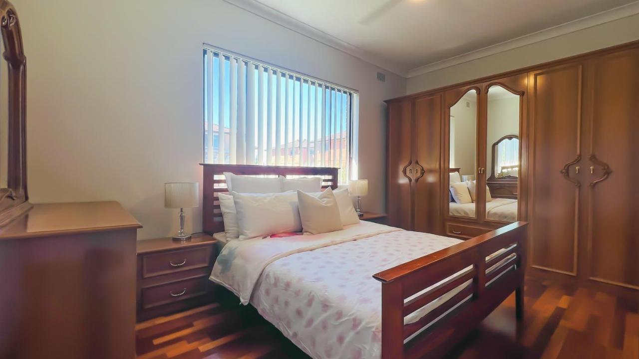 Carlton 3 Beds Unit - Free Parking Apartment Sydney Ngoại thất bức ảnh