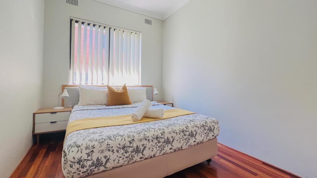 Carlton 3 Beds Unit - Free Parking Apartment Sydney Ngoại thất bức ảnh